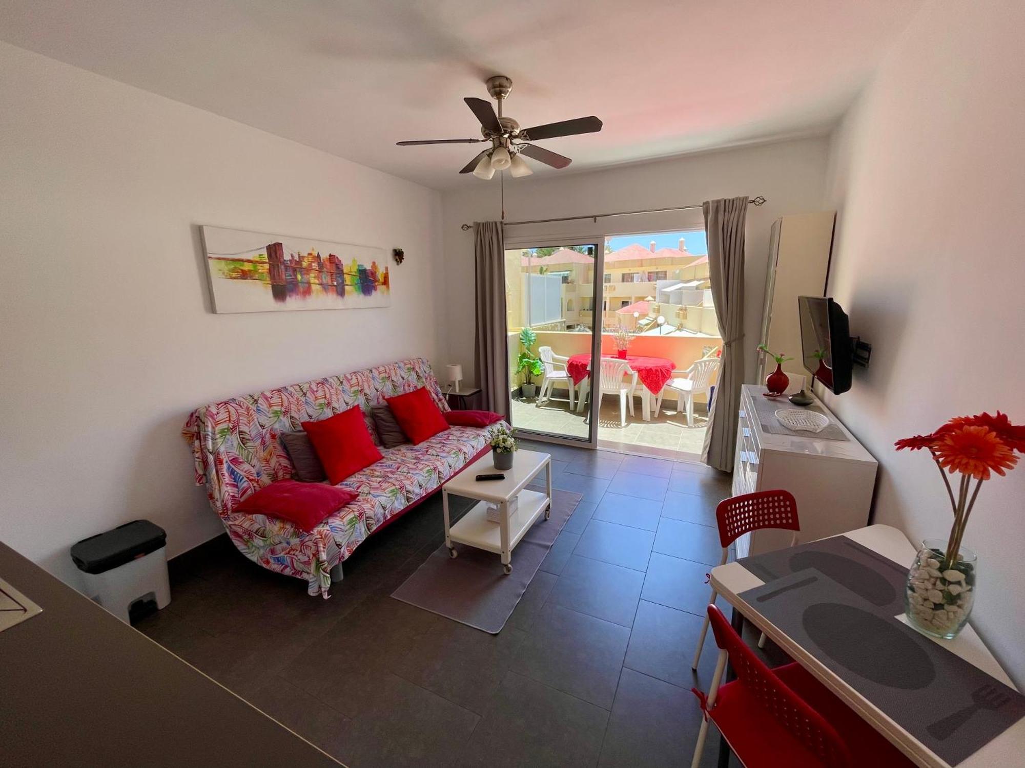 Cozy And Sunny With Everything Need, Great Location Appartamento